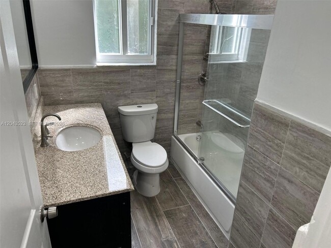 Photo - 261 NW 49th St Apartment