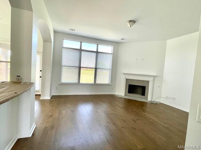 Foto del edificio - 8855 Broderick St