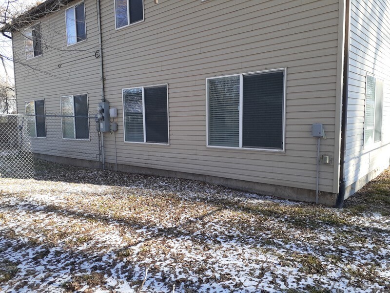 Building Photo - 2632 S 8800 W