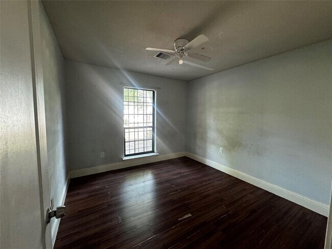 Foto del edificio - 4112 Engleford St