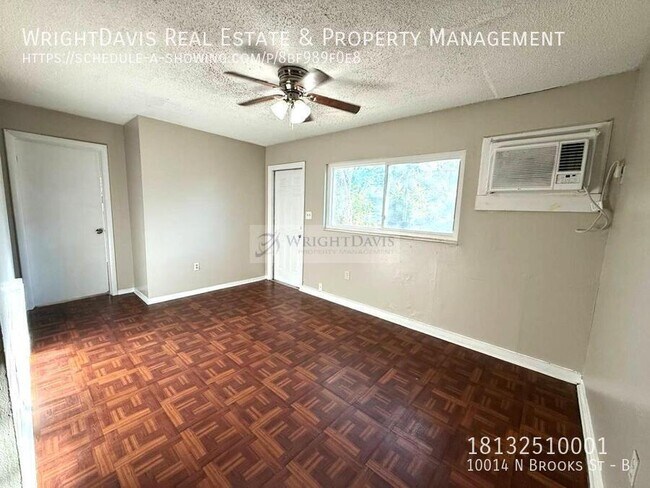Foto del edificio - 10014 N Brooks St