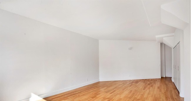 Foto del edificio - 201 E 69th St