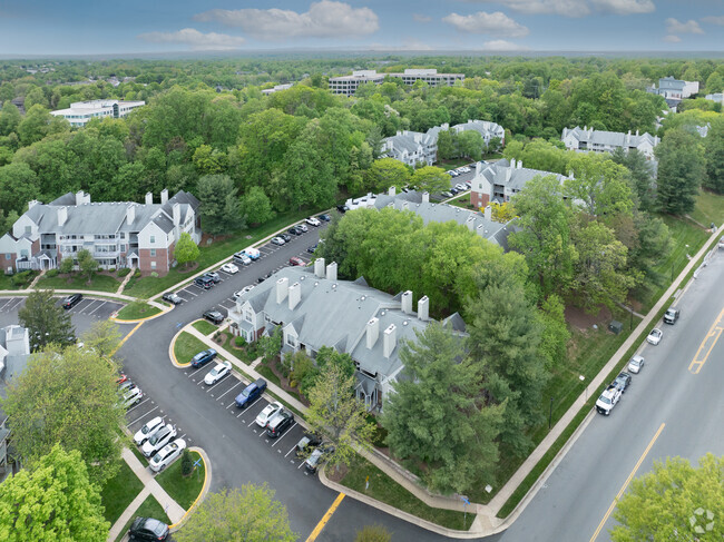 Aerial Photo - Penderbrook Square