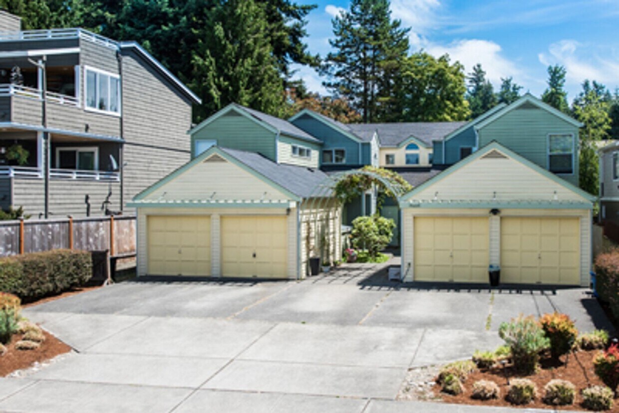 19234 15th Ave NW Unit A, Shoreline, WA 98177 Room for Rent in