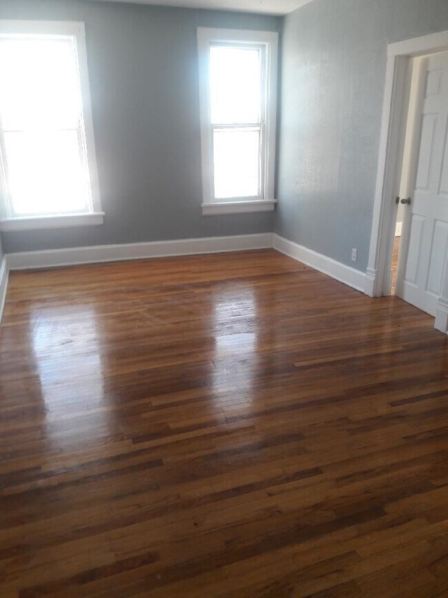 Foto del edificio - 309-311 Colorado Avenue