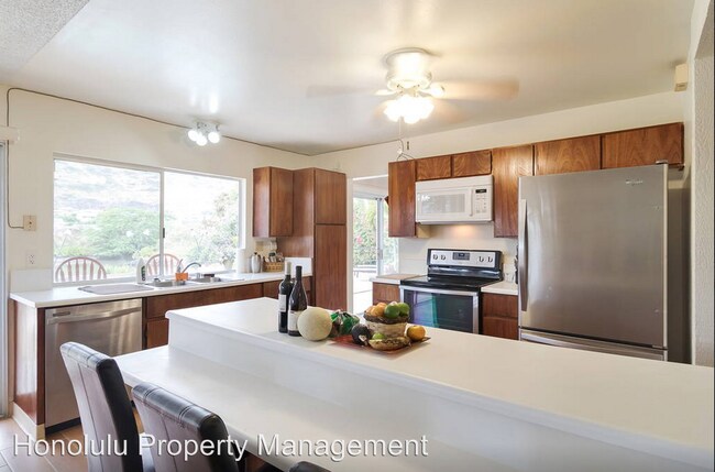 Foto del edificio - 4 br, 3 bath Apartment - 6841 Niumalu Loop