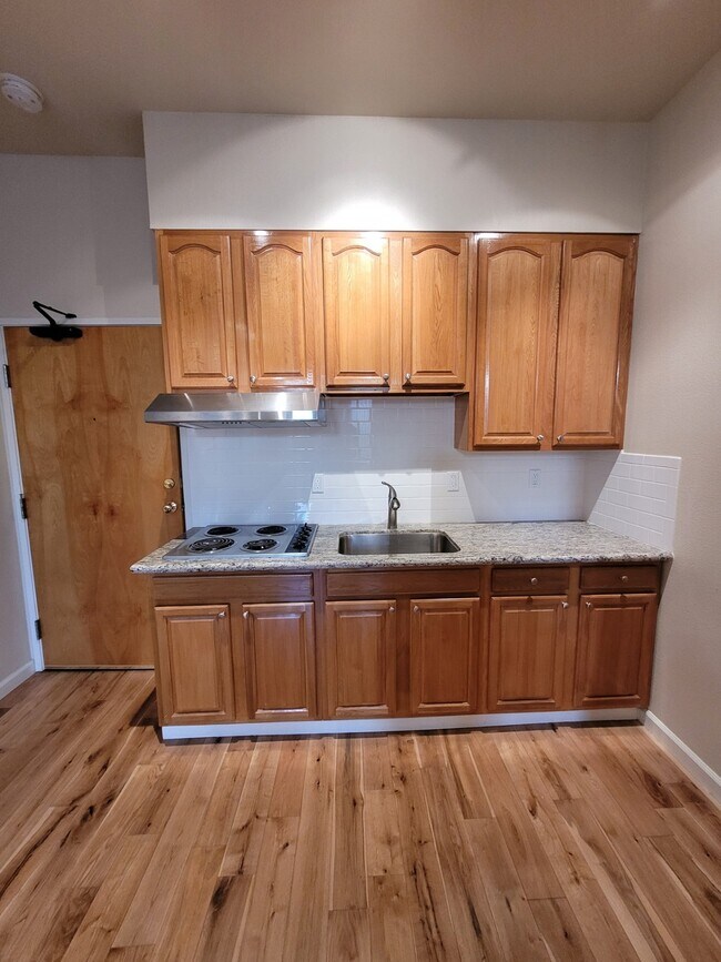 1010 Grant Ave Unit 36, San Francisco, CA 94133 Room for Rent in San Francisco, CA