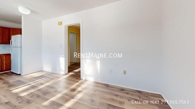 Building Photo - 2412 Western Ave