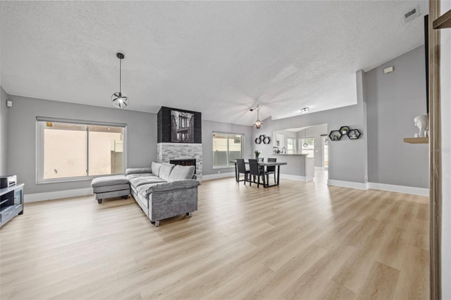 Building Photo - 10253 Allenwood Dr