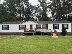 Building Photo - 205 Cornfield Ave