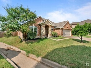 Building Photo - 9204 Lockhart Dr