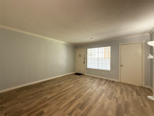 Building Photo - 2350 Bering Dr