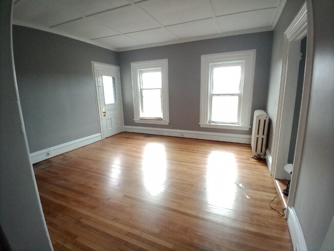 Building Photo - 55 Appleton Ave