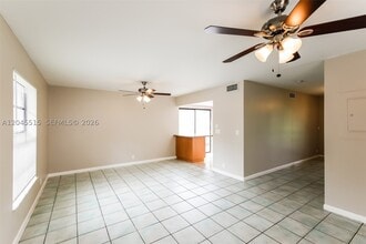 Building Photo - 1430 W Sandpiper Cir