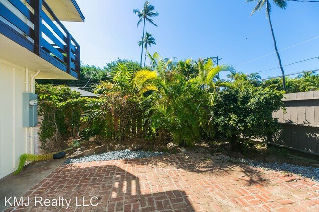 Building Photo - 2 br, 2 bath House - 4715 Kahala Avenue