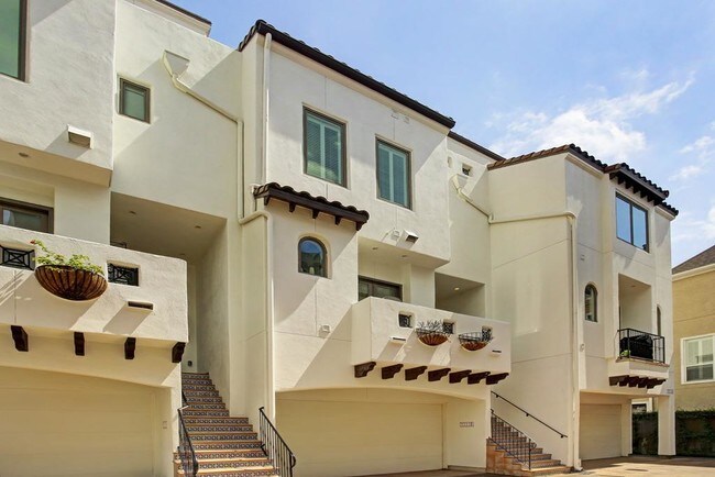 Building Photo - 5211 Feagan St