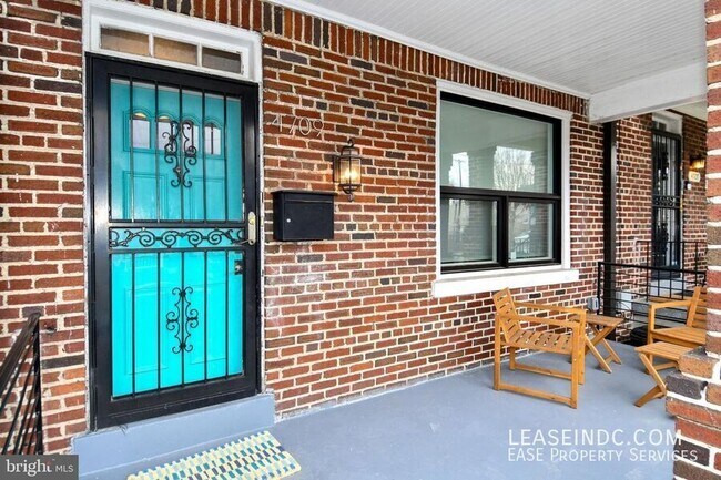 Foto del edificio - 4709 9th St NW