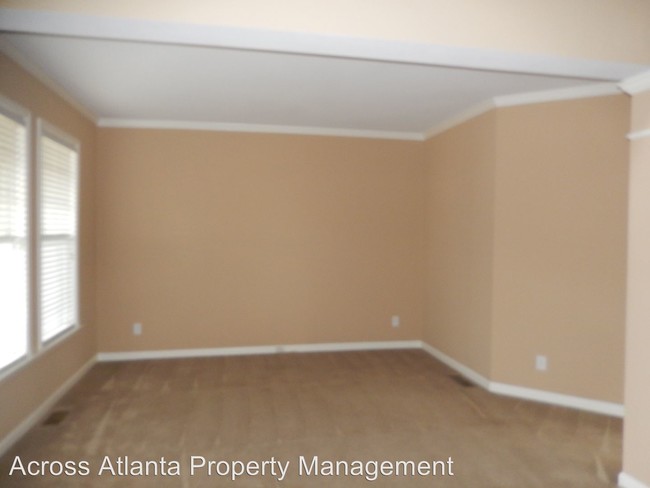 Building Photo - 283 Longwood Pl