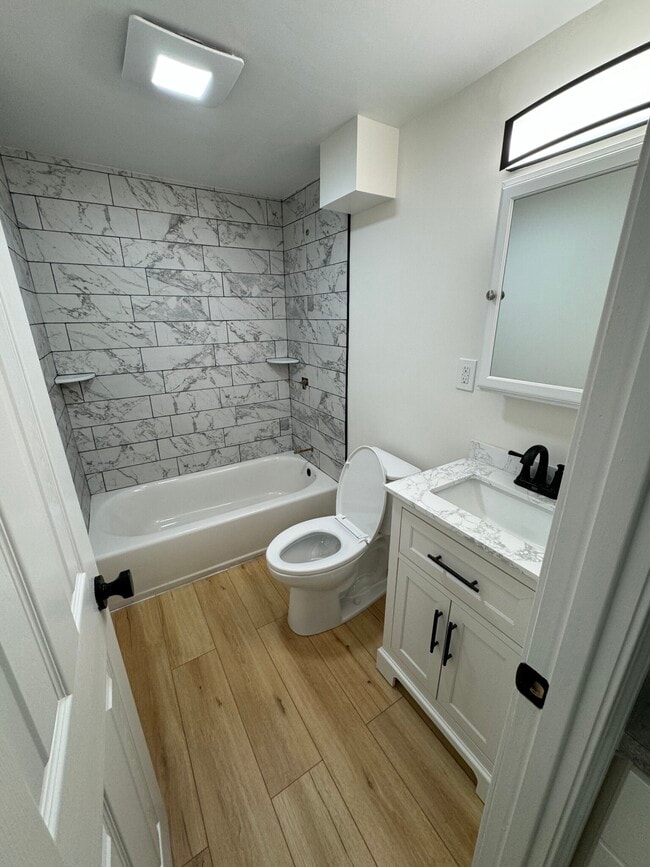 Foto del edificio - 892 Huntington Ave