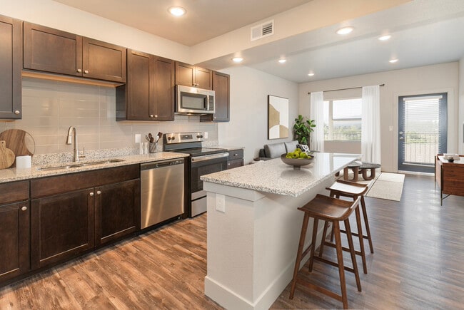 Building Photo - Marq at Monument Ridge