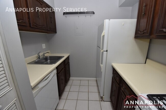 Building Photo - 17 Silverwood Cir