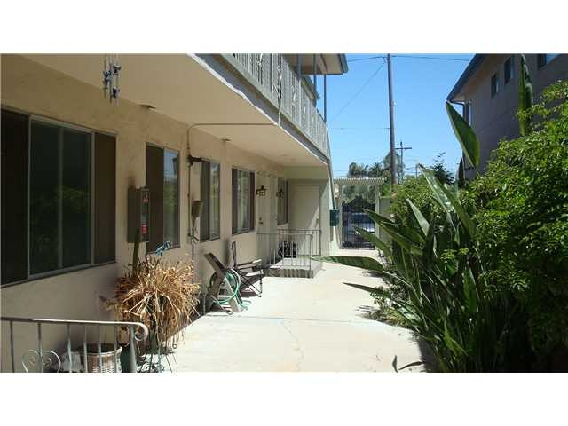 Building Photo - Kansas Street Apartments