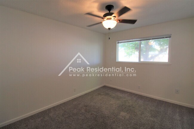 Building Photo - Northcrest6029
