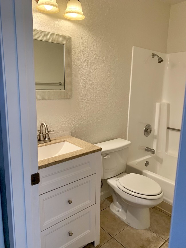 Building Photo - 3549 Reynard Way