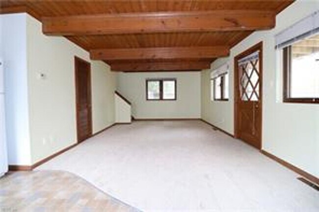 Foto del edificio - North End Beach Cottage 2 Bedroom 1 Bath