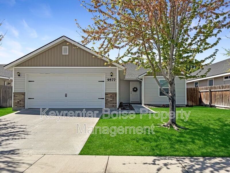 Foto principal - 9577 W Stonewood Dr
