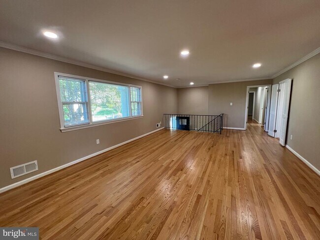 Foto del edificio - 7325 Range Rd