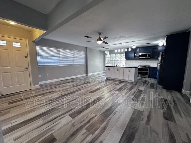 Photo - 5040 Beatline Rd Apartment