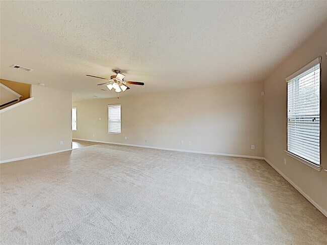 Building Photo - 2234 Tandy Park Way