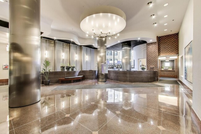 Foto del edificio - 3660 N Lake Shore Dr