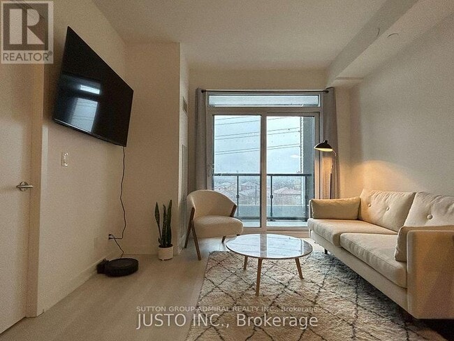 Photo du bâtiment - 7950 Bathurst St