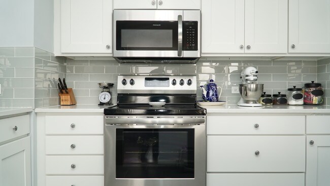 Foto del edificio - 4343 N Clarendon Ave