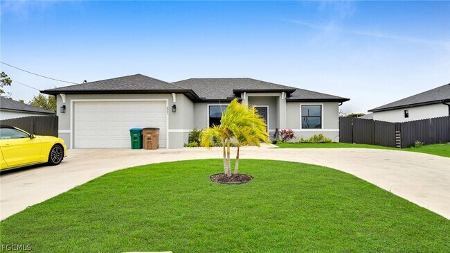 Foto del edificio - 221 Chiquita Blvd N