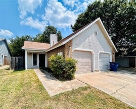 Building Photo - 9221 Kempler Dr