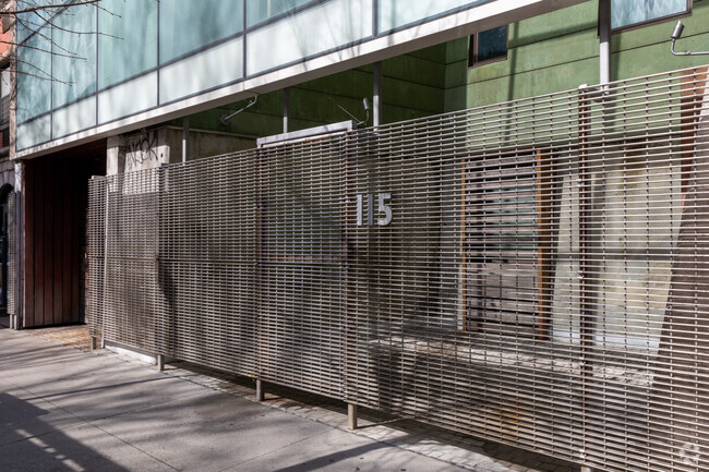 Building Photo - 115 Norfolk St