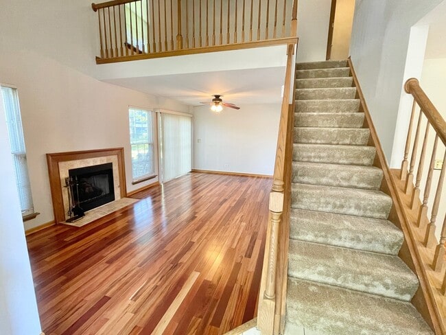 Building Photo - 636 Stone Brook Ct