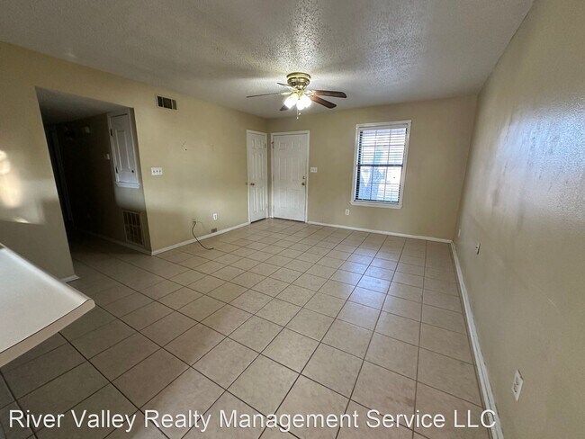 Foto del edificio - 3 br, 2 bath House - 608 Shadow Drive