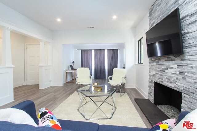 Foto del edificio - 5517 Romaine St