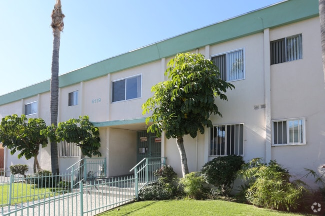 Building Photo - 6119 Brynhurst Ave.