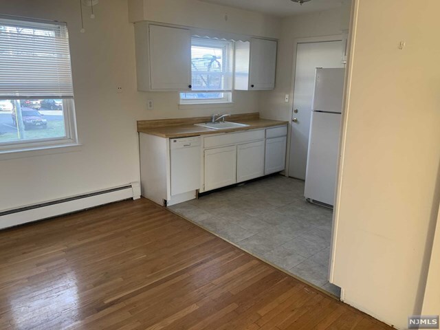 Building Photo - 16 Rolling Ridge Rd