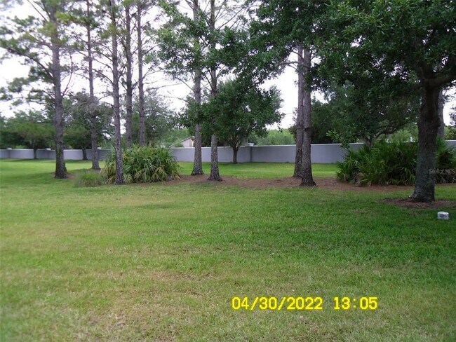 Foto del edificio - 10955 Savannah Wood Dr