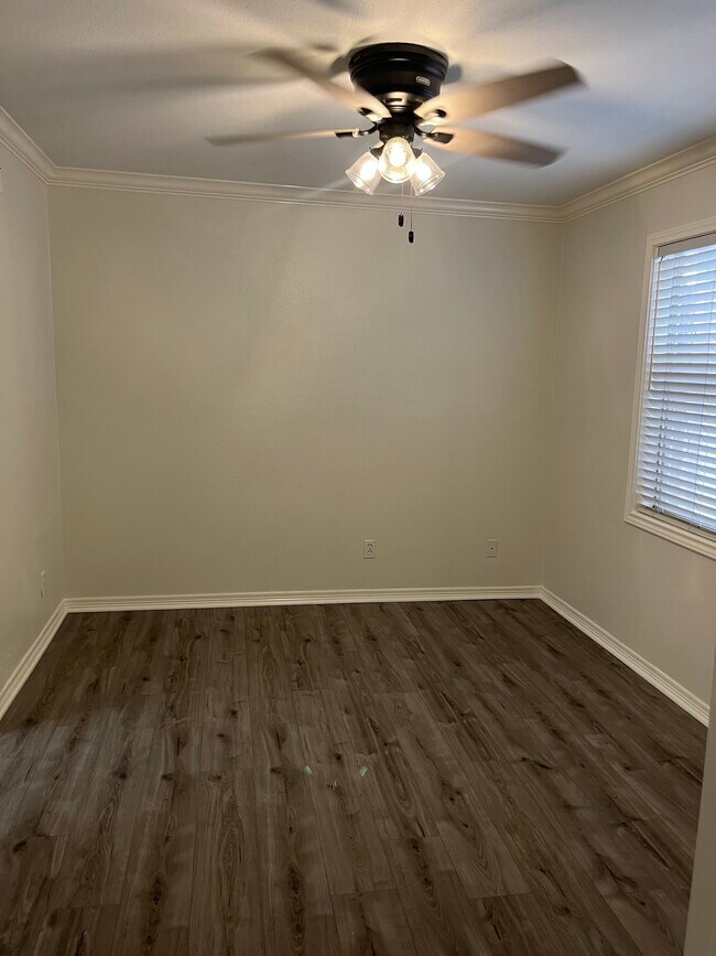 Foto del edificio - McDuffie Place LTD