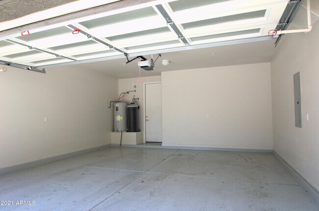 Foto del edificio - 2090 S Dorsey Ln
