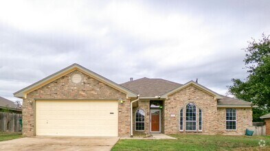 Building Photo - 715 Mustang Trail