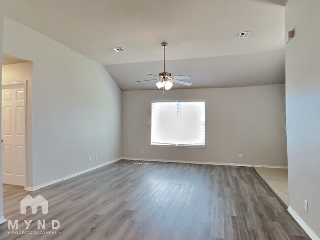 Foto del edificio - 3514 E Fairmont St