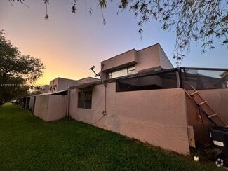 Building Photo - 12306 NW 13th Ct